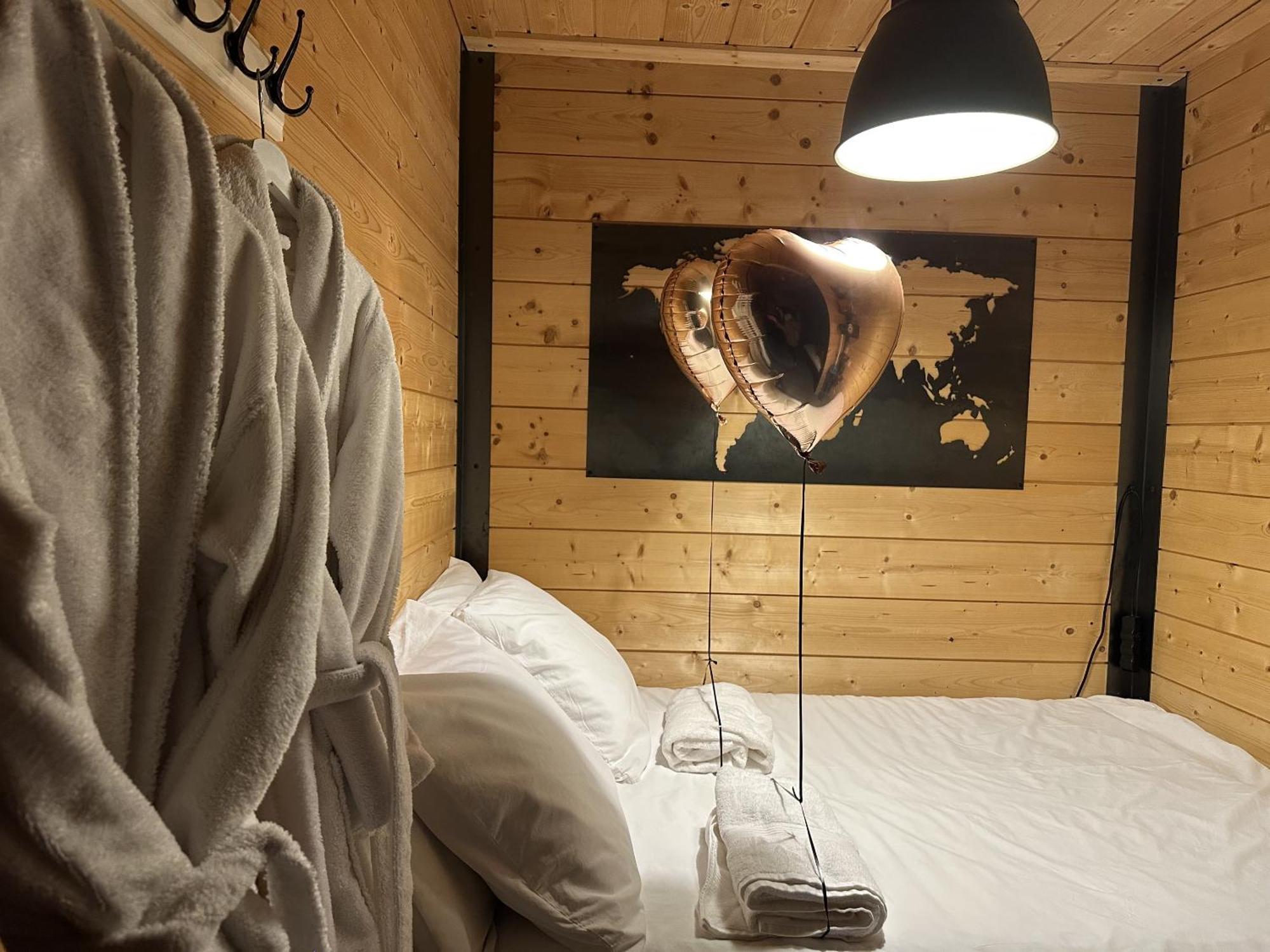 La Cabane Spa Saint-Laurent-d'Andenay 외부 사진